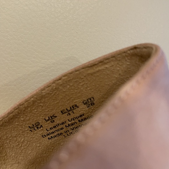 WOMENS ALIZERNATURA FLATS BUFF COLOR SIZE 11 M SUEDE LEATHER UPPER CUT OUT SIDE - Picture 9 of 10